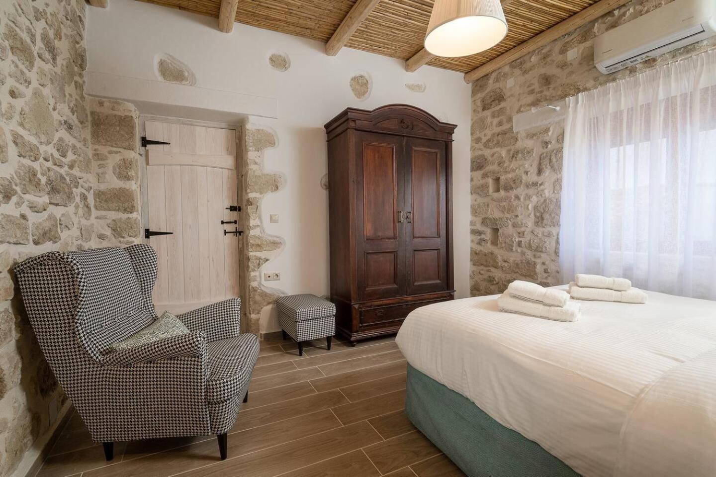 Physis Country House 2 Near Matala Beach & Faistos Kouses Buitenkant foto