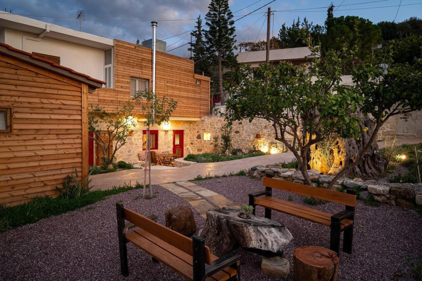 Physis Country House 2 Near Matala Beach & Faistos Kouses Buitenkant foto