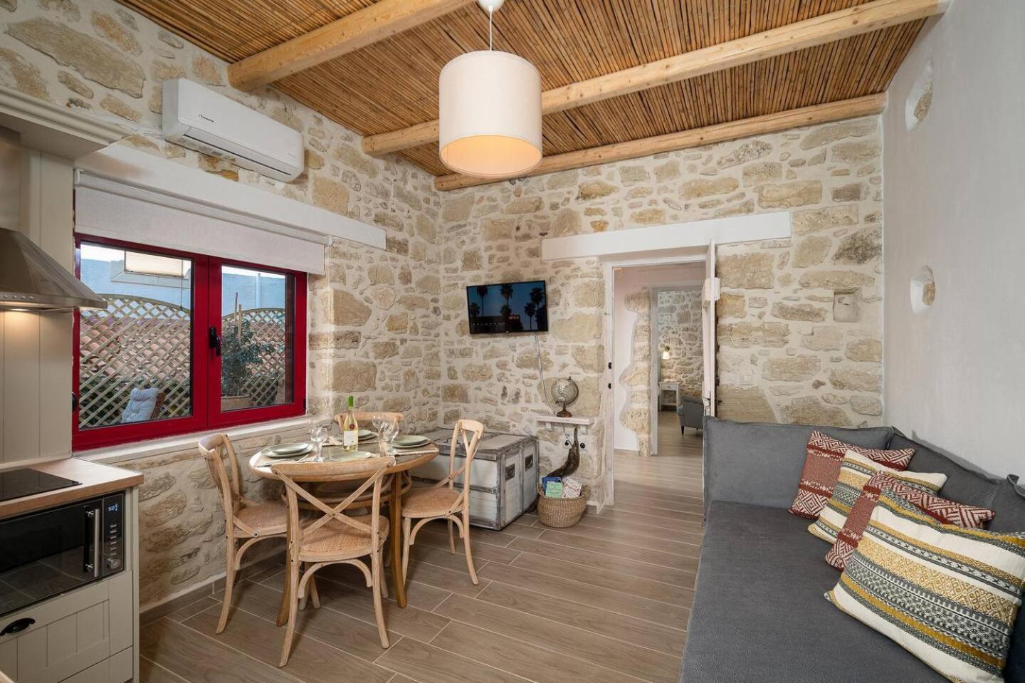 Physis Country House 2 Near Matala Beach & Faistos Kouses Buitenkant foto