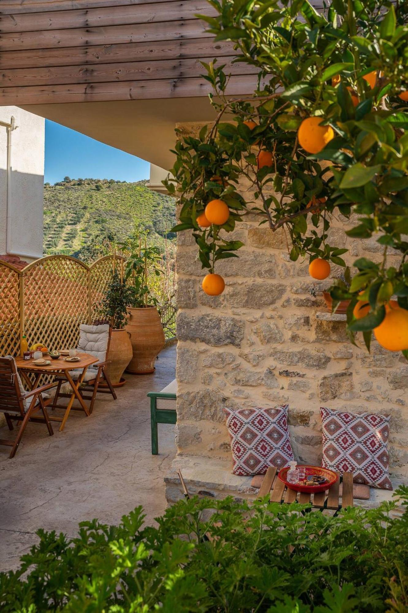 Physis Country House 2 Near Matala Beach & Faistos Kouses Buitenkant foto